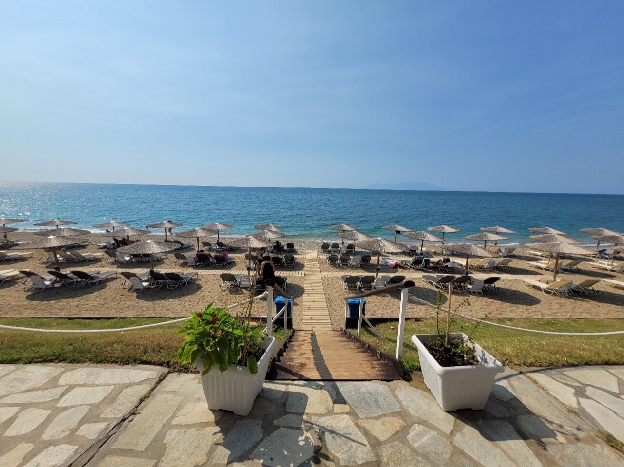 Ble Beach Bar