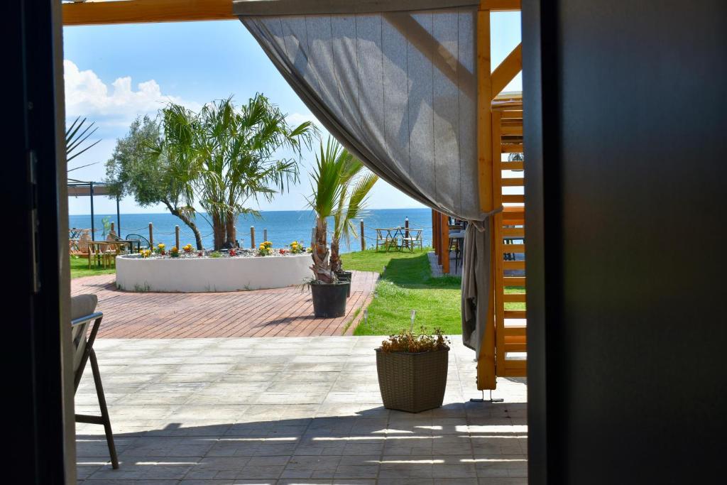 Calliroe Sea View