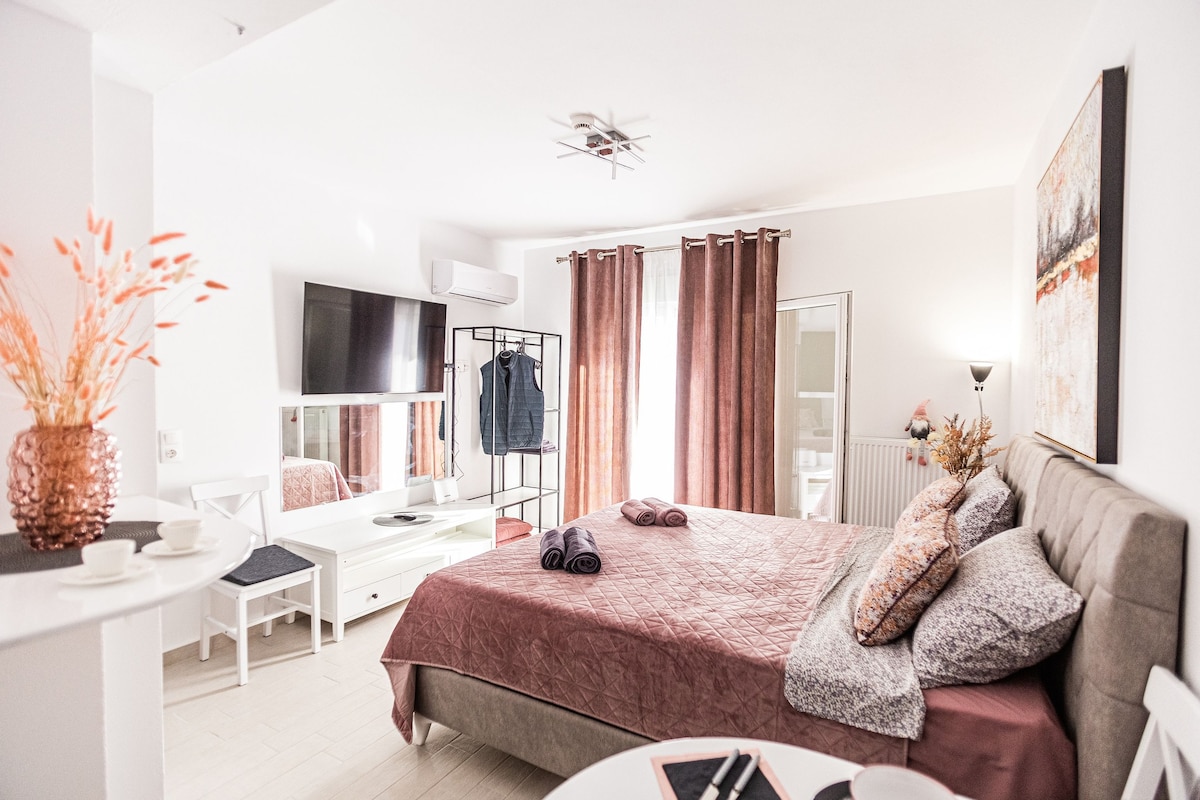Lucia, City Central Apartment 1 — photo