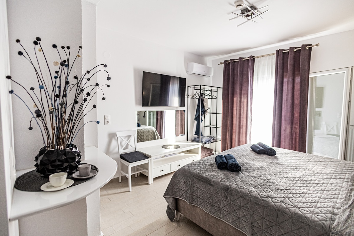 Lucia, City Central Apartment 2 — photo