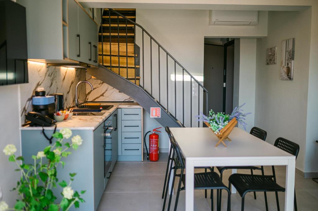 Oktolia Suites — photo