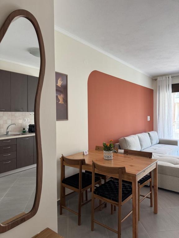 SnappyB Living Spaces