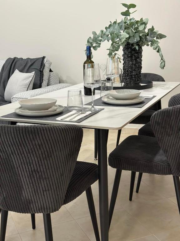 The Lumen - Designed for Elegant Stays in Alexandroupoli — photo