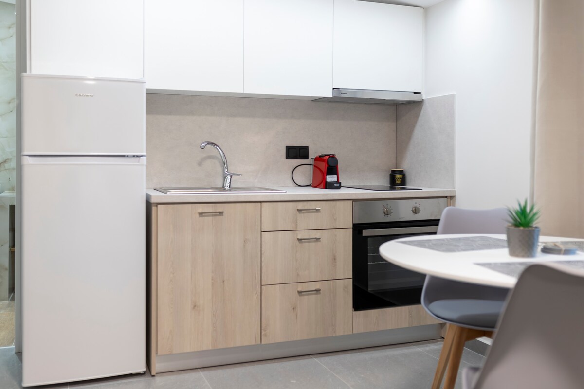 V&V Suite B1