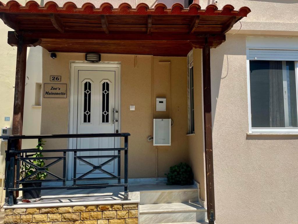 Zoe's Maisonette — photo